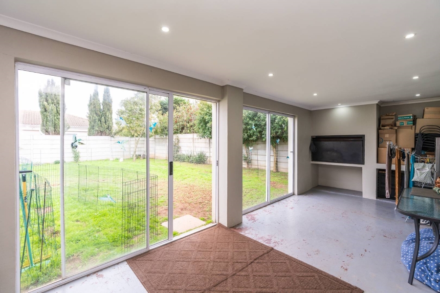 3 Bedroom Property for Sale in Pinehurst Western Cape